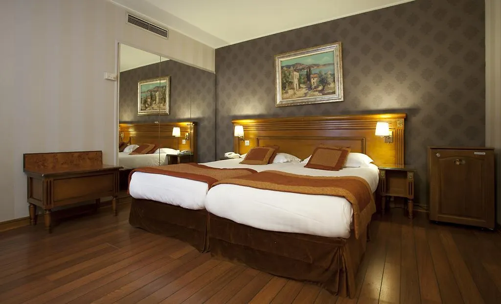 Hotel Maison Elle Paris